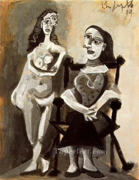 立つ裸婦と座る女性 3 1939 年キュビズム パブロ・ピカソ Oil Paintings